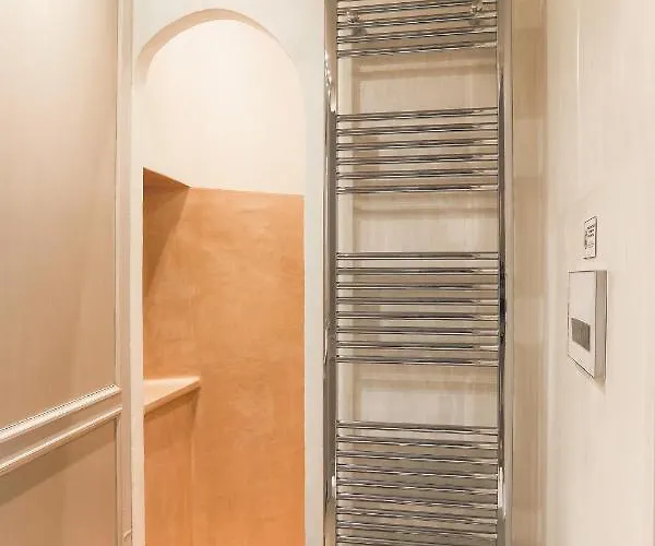 Louvre Apartamento *