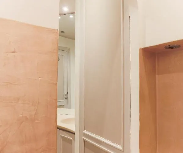 Louvre Apartment Paris